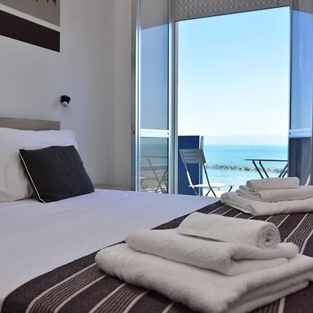 Hotel Al Nuovo Porto Bellaria-Igea Marina Buitenkant foto