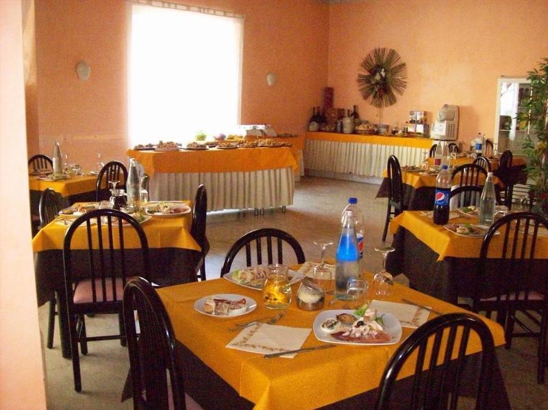 Hotel Al Nuovo Porto Bellaria-Igea Marina Buitenkant foto