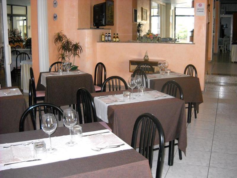 Hotel Al Nuovo Porto Bellaria-Igea Marina Buitenkant foto